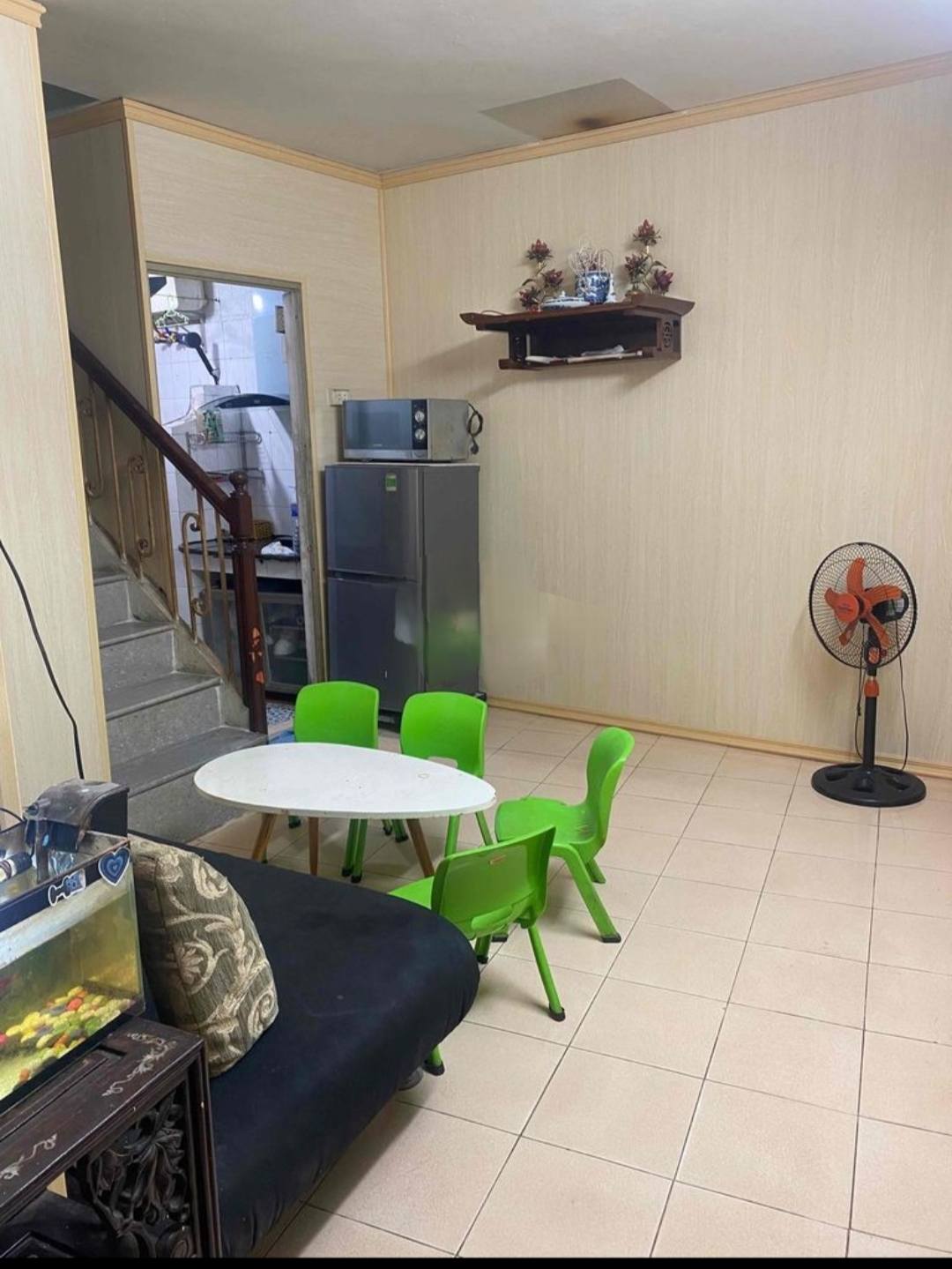  Cho thuê nhà ngõ Thanh Nhàn, 26m2 x 2.5 tầng 2 ngủ, 2 vệ sinh, 7 Triệu ở gđ, nhóm đi làm 