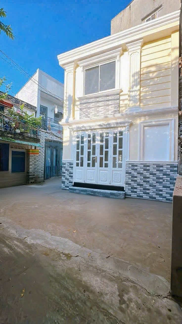  SÁT MẶT TIỀN XE HƠI Q4 
NHÀ MỚI NGANG  4.45 DÀI xx
hơn 1 tỷ 7 