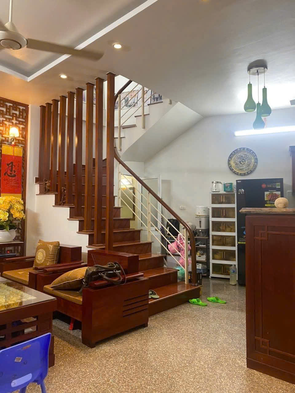  Bán nhà  Võ Chí Công 33/40m, 5 tầng, giá 6.7 TỶ- NHÀ ĐẸP Ở NGAY - CÁCH  Ô TÔ 50M  - ĐI THẲNG RA PHỐ, 