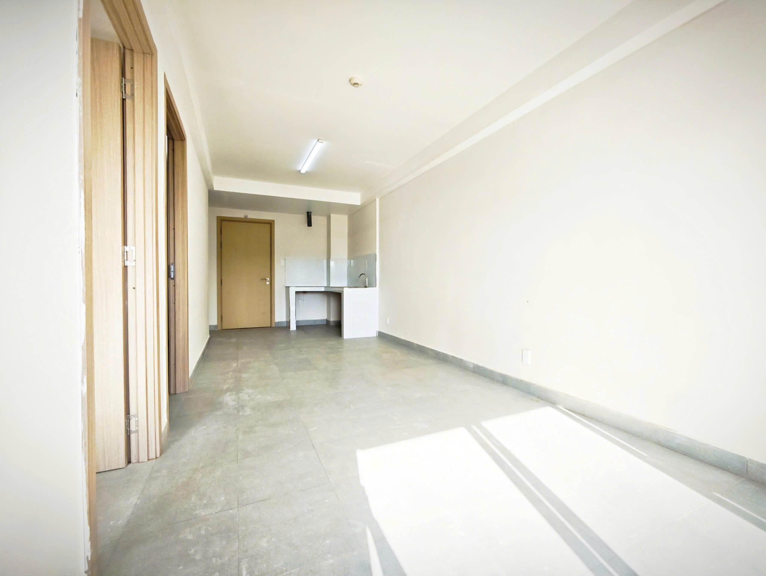  CẦN CHO THUÊ CĂN HỘ CHUNG CƯ GOLDEN CITY - TẦNG 2 - MỸ HÒA - TP.LONG XUYÊN - AN GIANG 