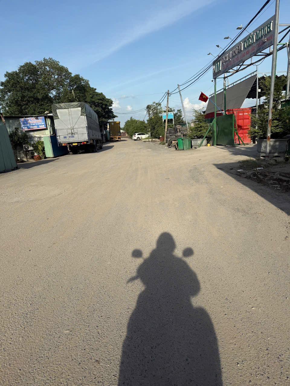  Bán đất tặng xưởng 3800m giá 23 tỷ Đường Tân Hiệp 