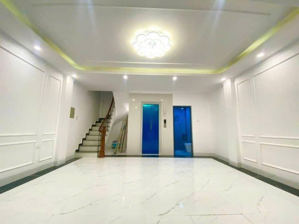  BÁN NHÀ PHÂN LÔ KHUẤT DUY TIẾN, THANH XUÂN - 44M x 8T THANG MÁY - MT 5.5M - Ô TÔ - GIÁ 16.5 TỶ 