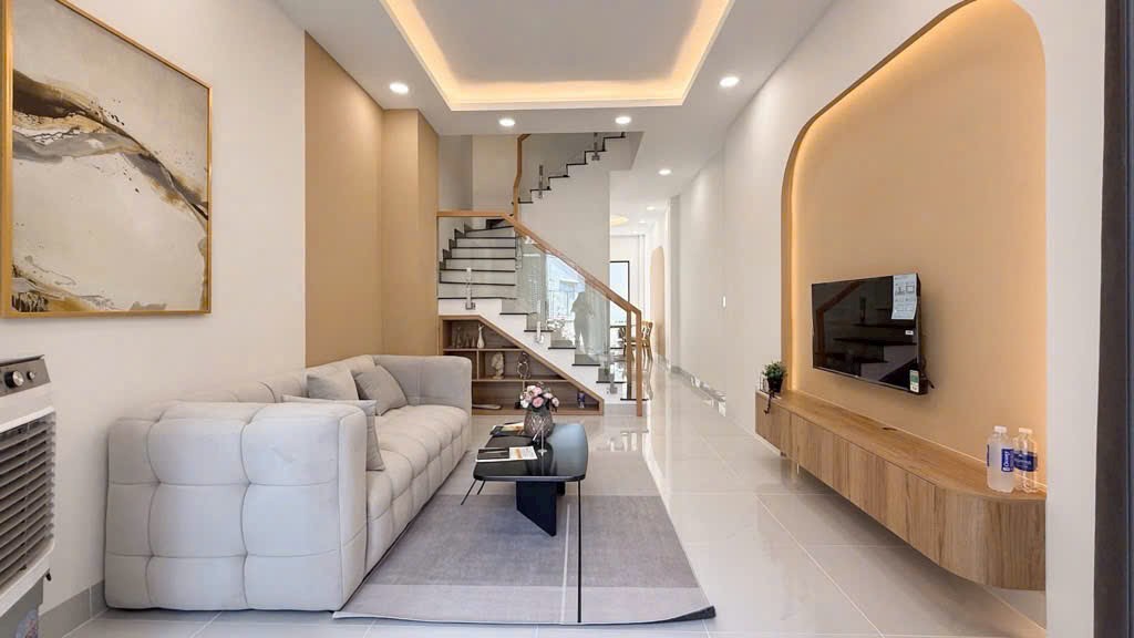  Bán nhà HXH Nguyễn Trọng Tuyển, 4x14m, 4 tấm, 4pn, 5wc, 10.5 tỷ, TL 