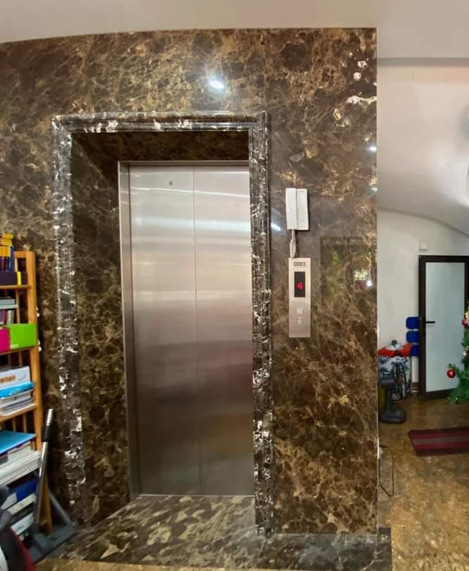  Mình cho thuê nhà mới, hai mặt tiền, Thụy Khuê, 110m2x 4T vỉa hè 30 Tr 