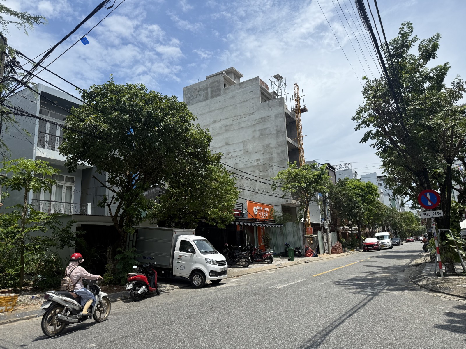  Bán đất mặt tiền Dương Đình Nghệ, gần biển, 99.3m2, giá chỉ 14.5 tỷ, bằng giá kiệt 