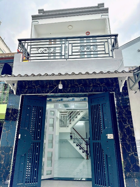  Nhà hẻm 184 Âu Dương Lân 3.2x14m nở hậu P. Chánh Hưng (P3Q8) 