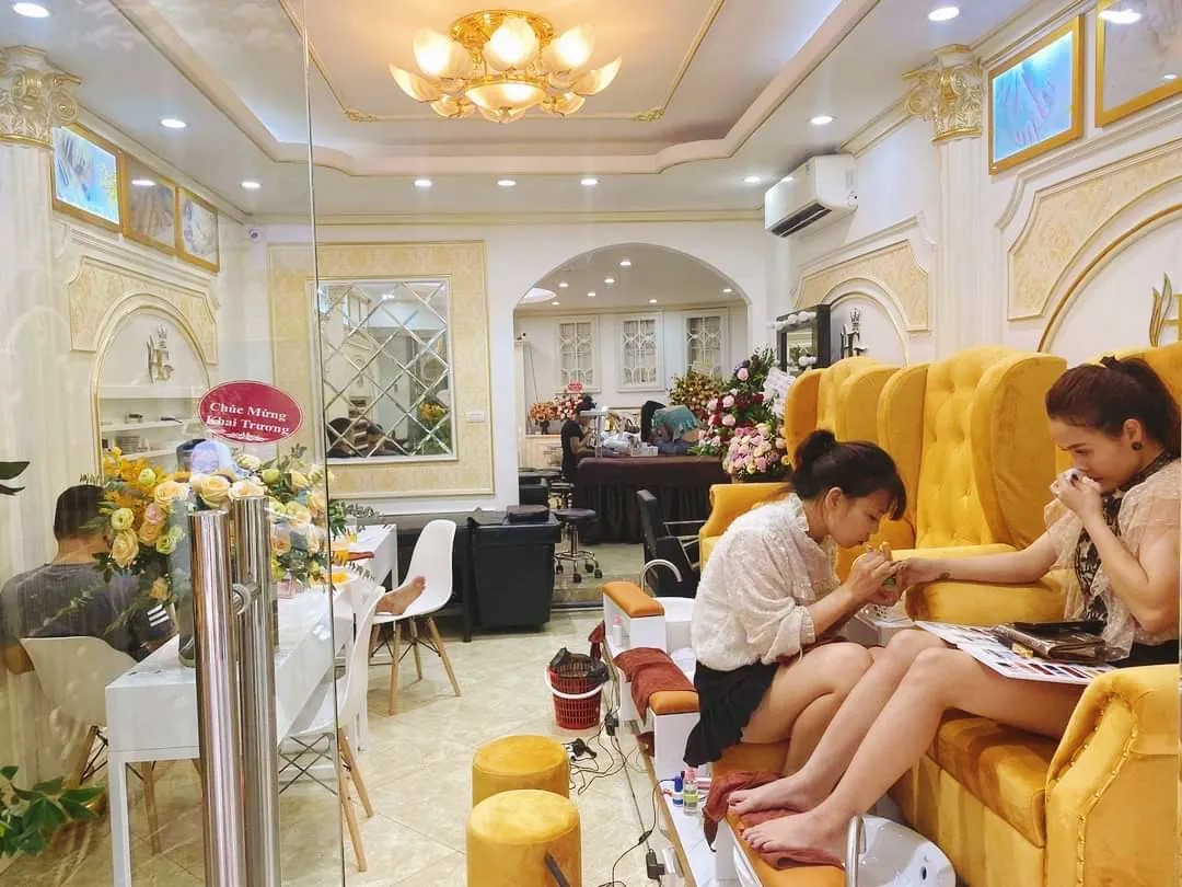  LÔ GÓC 3 THOÁNG! BÁN BIỆT THỰ MP KHƯƠNG TRUNG 85M2 5T, MT 5.3M, GIÁ 25.5 TỶ 