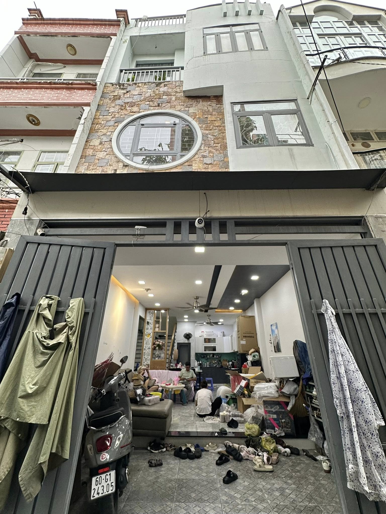  GẤP!BÁN NHÀ PHÚ DIỄN,LÔ GÓC,3 THOÁNG,OTO DỪNG ĐỖ NGÀY ĐÊM,DT=50M2x5T,MT=5m,8.7ty 