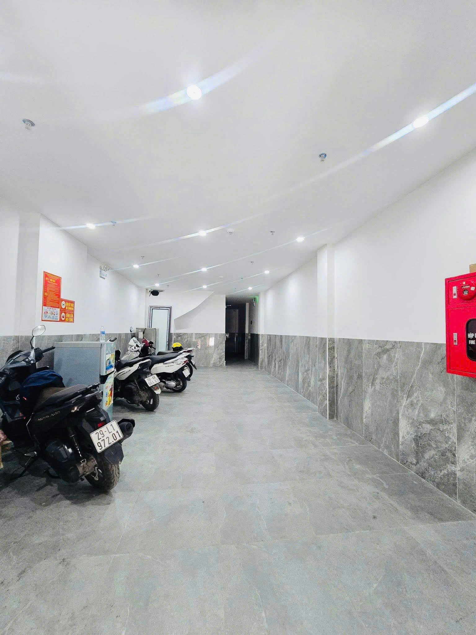  BÁN TÒA NHÀ CHÙA LÁNG, ĐỐNG ĐA - 70M x 7T THANG MÁY - 18 PHÒNG KK - DÒNG TIỀN 85TR/TH 