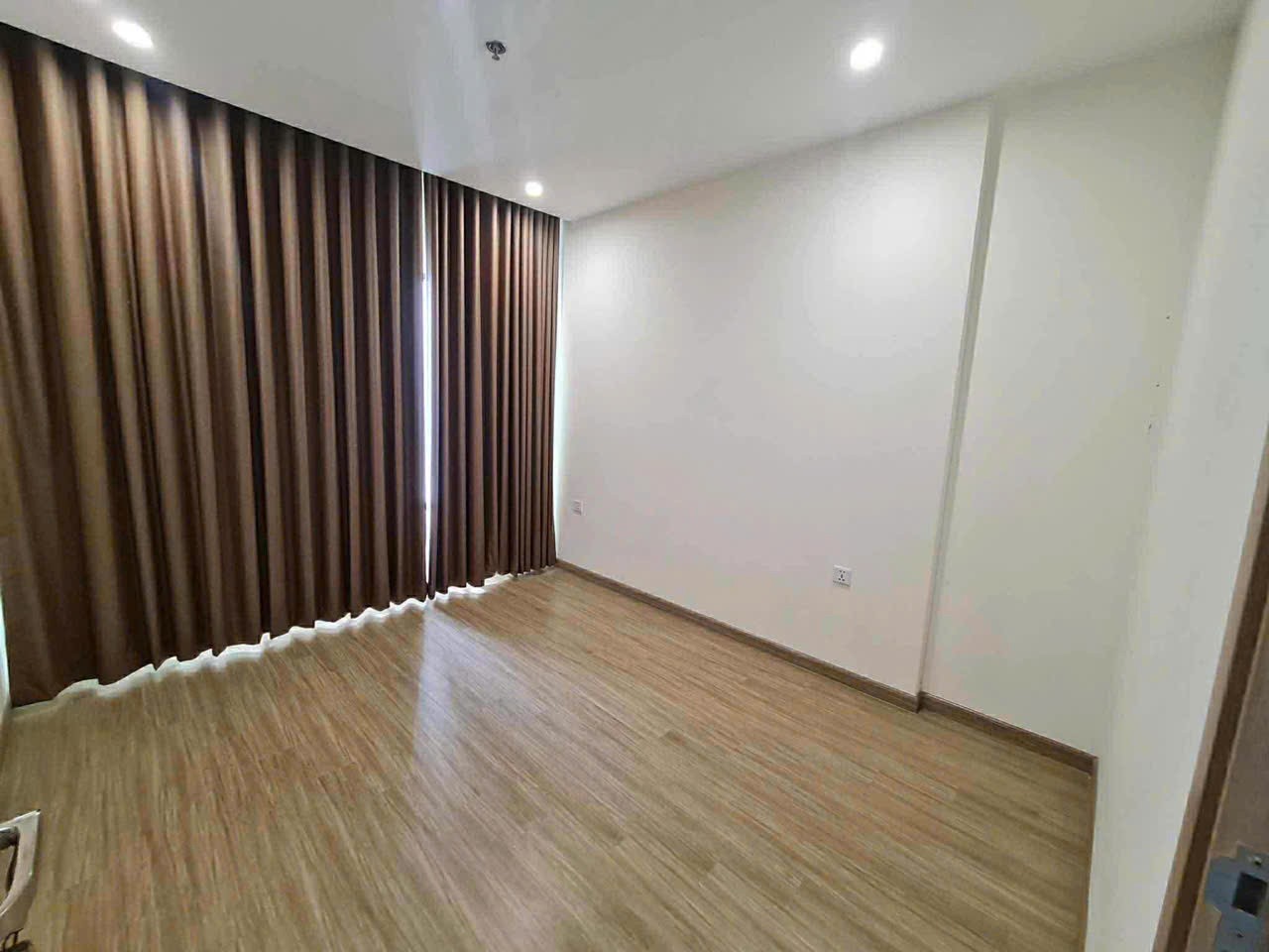 CĂN HỘ ĐẸP – GIÁ ĐÁY  – CHÍNH CHỦ BÁN TẠI Toà S1 Vinhomes Grand Park, Phường Long Bình, Tp Thủ Đức 