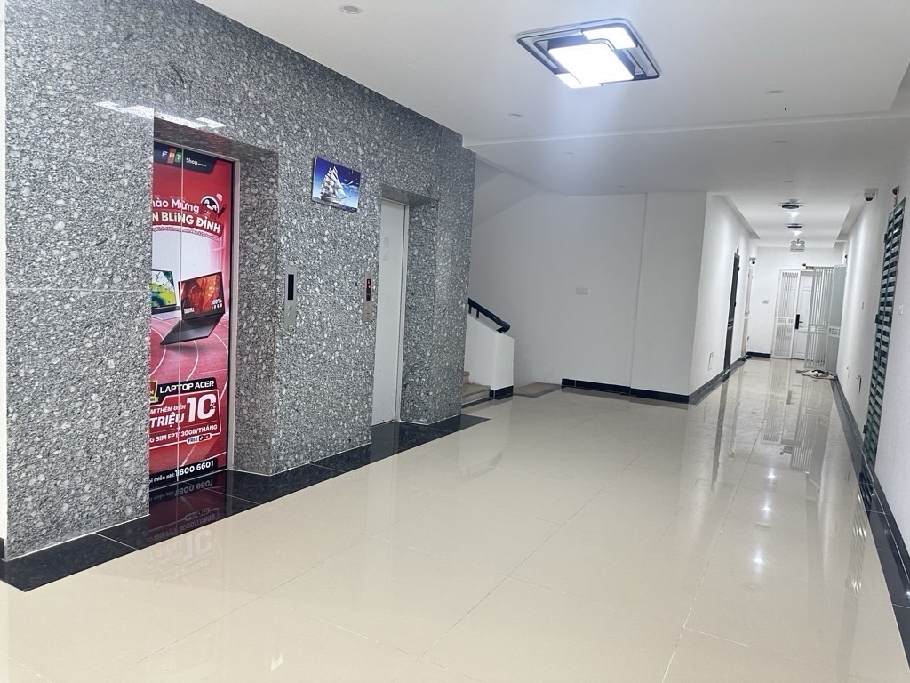  CĂN GÓC - TOÀ A6D KĐT NAM TRUNG YÊN, CẦU GIẤY: 4.25 TỶ - 50M2 - 2 NGỦ - 1VS - SỔ ĐỔ 