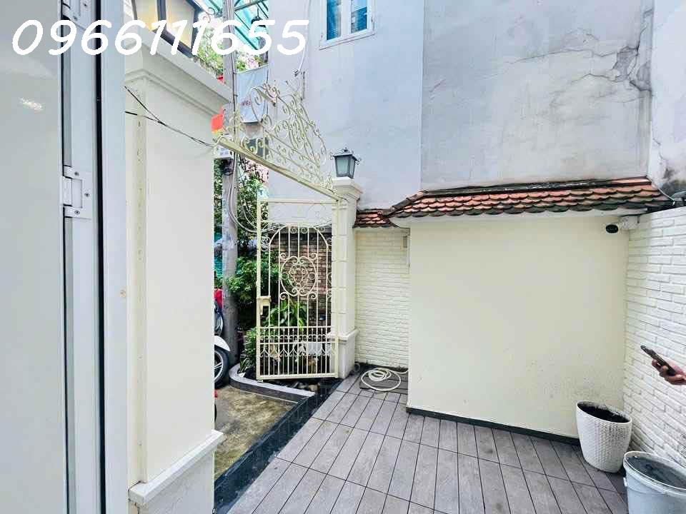  BÁN NHÀ CỐNG QUỲNH- P.NGUYỄN CƯ TRINH - SÁT MẶT TIỀN- 5 TẦNG - 3 PHÒNG  NGỦ- NỞ HẬU ĐẸP FULL NỘI THẤT -  40M2 - MT 174 