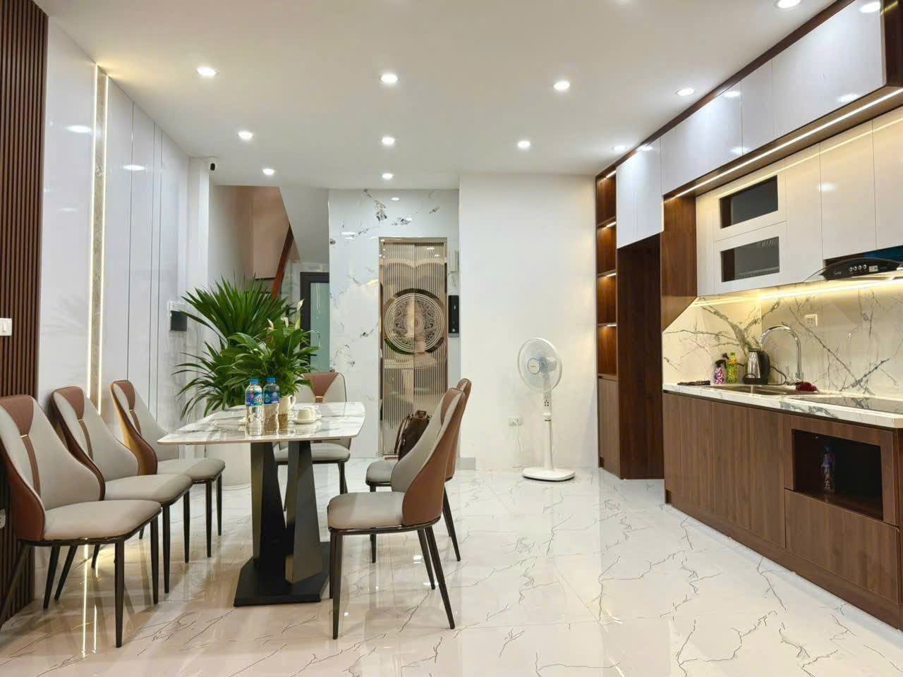  BÁN NHÀ ĐẸP TRƯỜNG CHINH, ĐỐNG ĐA - 39/43M² x 6T THANG MÁY - FULL NỘI THẤT - GẦN PHỐ 