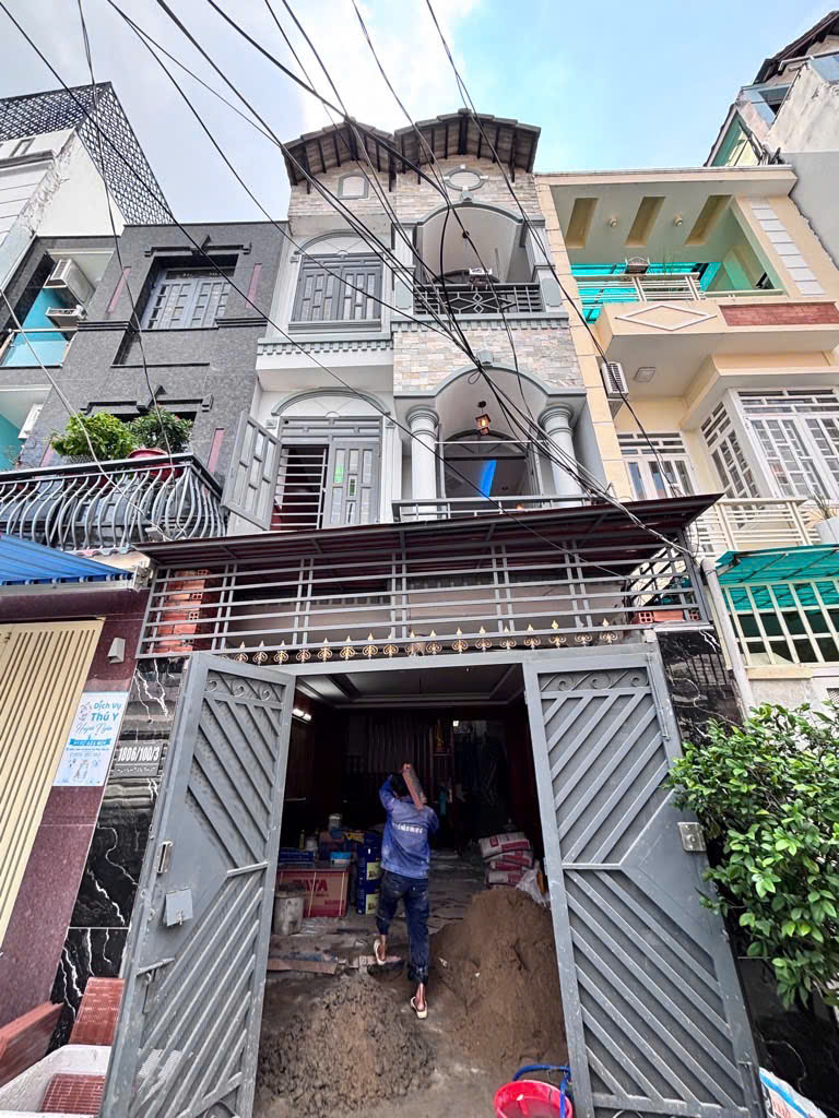  hà hẻm ô tô 1806 Huỳnh Tấn Phát, gần Phú Mỹ Hưng Q7 ,5PN, 4WC – Giá 5.85 tỷ 