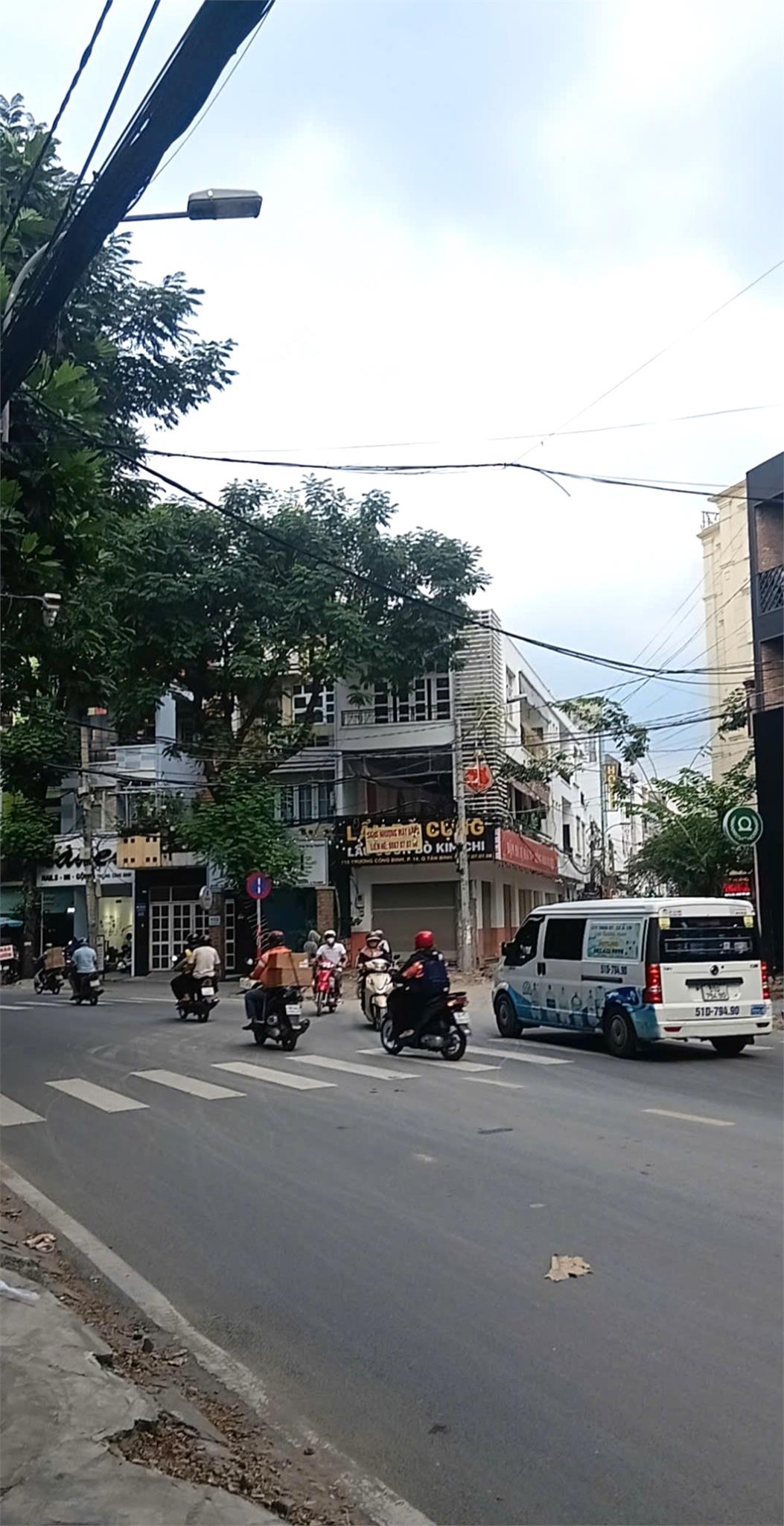  BÁN NHÀ - VĂN CAO - TÂN PHÚ - HXH - 2 TẦNG - 4 X 14M - NHỈNH 4 TỶ 