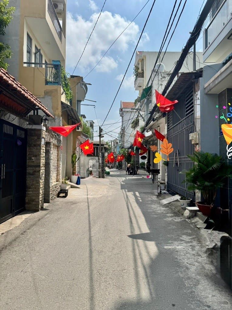  Bán nhà hẻm xe hơi Phan Huy Ích Gò Vấp, gần Emart, 122m², 4 tầng BTCT, sân vườn thoáng mát – 8.6 tỷ TL 