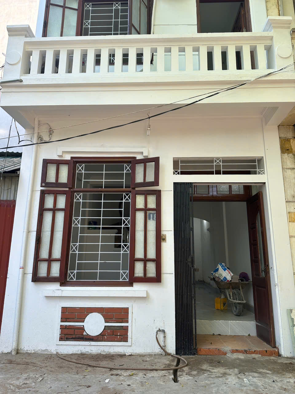  Cho thuê nhà nguyên căn – ngõ 147 Tân Mai 35m² x 3 tầng 3 PN, 2 wc, 9 Triệu 