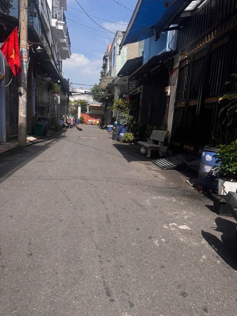  HẺM XE HƠI 6M THÔNG NGÃ 4 XÃ  - 5 TẦNG SIU ĐẸP - 54M2  - (4x14) - VÀO Ở NGAY - NHỈNH 6 TỶ. 