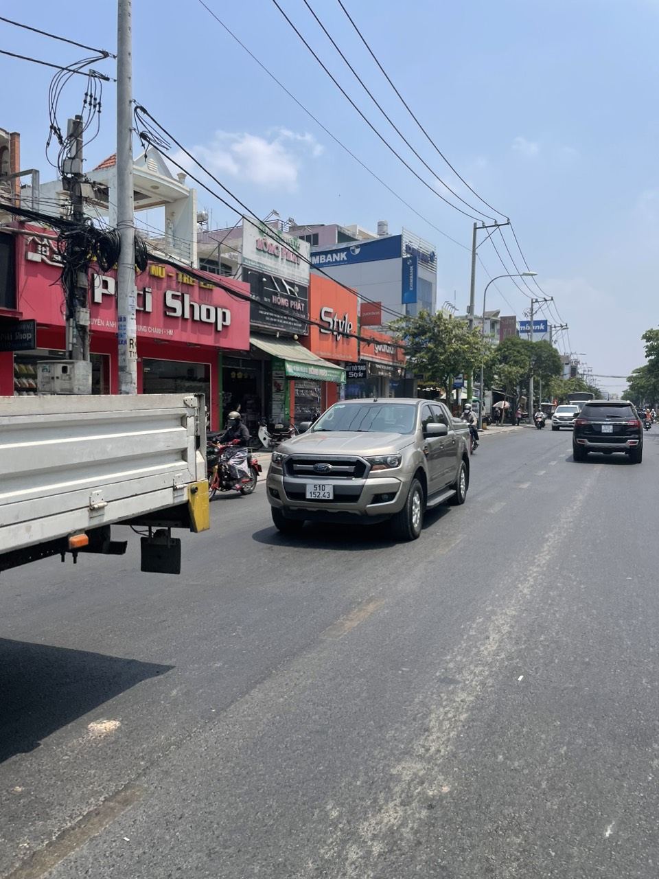  Bán nhà mặt tiền 24x60m giá 220 tỷ Đường Nguyễn Ảnh Thủ 