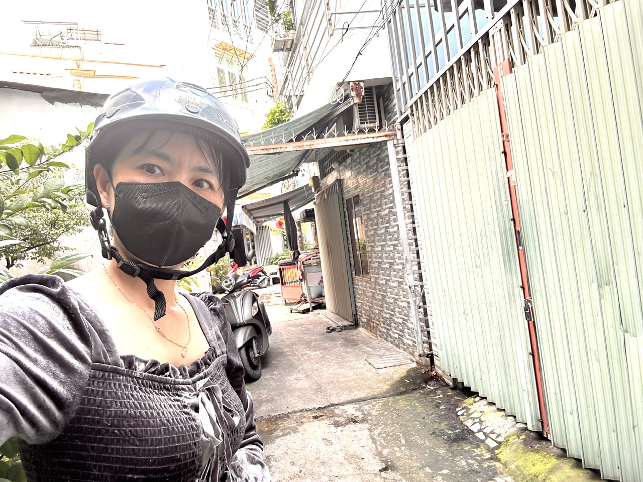  BẤN NHÀ MỚI 3 TẦNG GẦN NGAY PHỐ ẨM THỰC VĨNH KHÁNH- ĐƯỜNG TÔN ĐẢN RA TÔN THẤT THUYÊT, HOÀNG DIỆU , NGUYỄN TÂT THÀNH. 