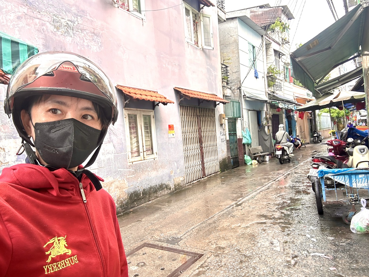  BÁN NHÀ HXH ĐƯỜNG ĐÒAN VĂN BƠ- XE HƠI ĐẬU CỬA- RA ĐƯỢC NHIỀU HƯỚNG- TÔN THẤT THUYẾT- BÊN VÂN  ĐỒN- NGUYỄN TẤT THÀNH 