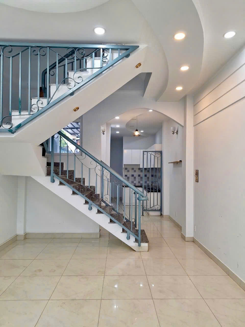  CHO THUÊ NHÀ 3 ,5 TẦNG  TÂN CHÁNH HIỆP – Q12  ĐƯỜNG XE TẢI GIÁ CHỈ 10TR 