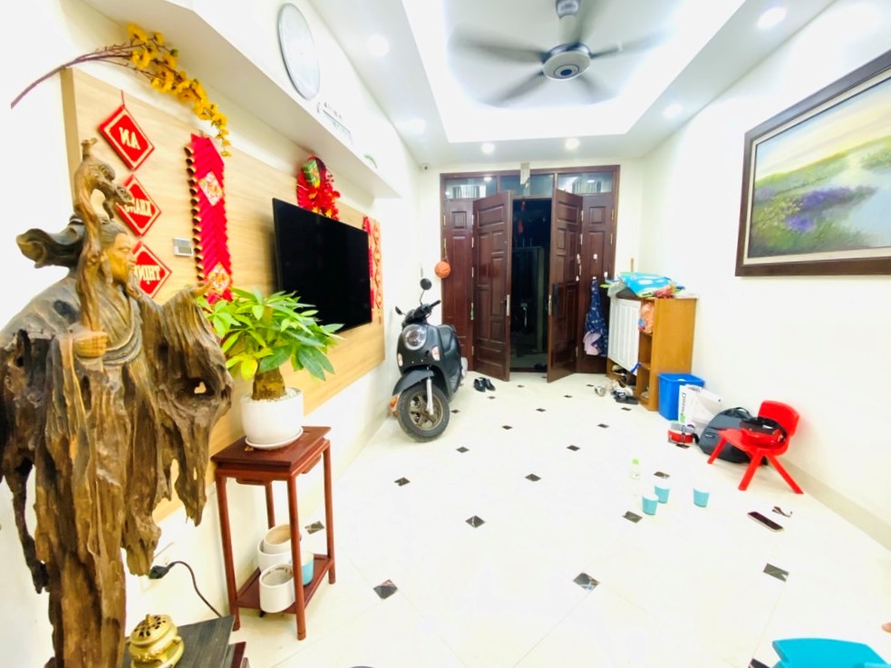  Bán nhà Định Công, Hoàng Mai, gần ô tô, thông kinh doanh, 34m2, 8.5 tỷ(CTL) 