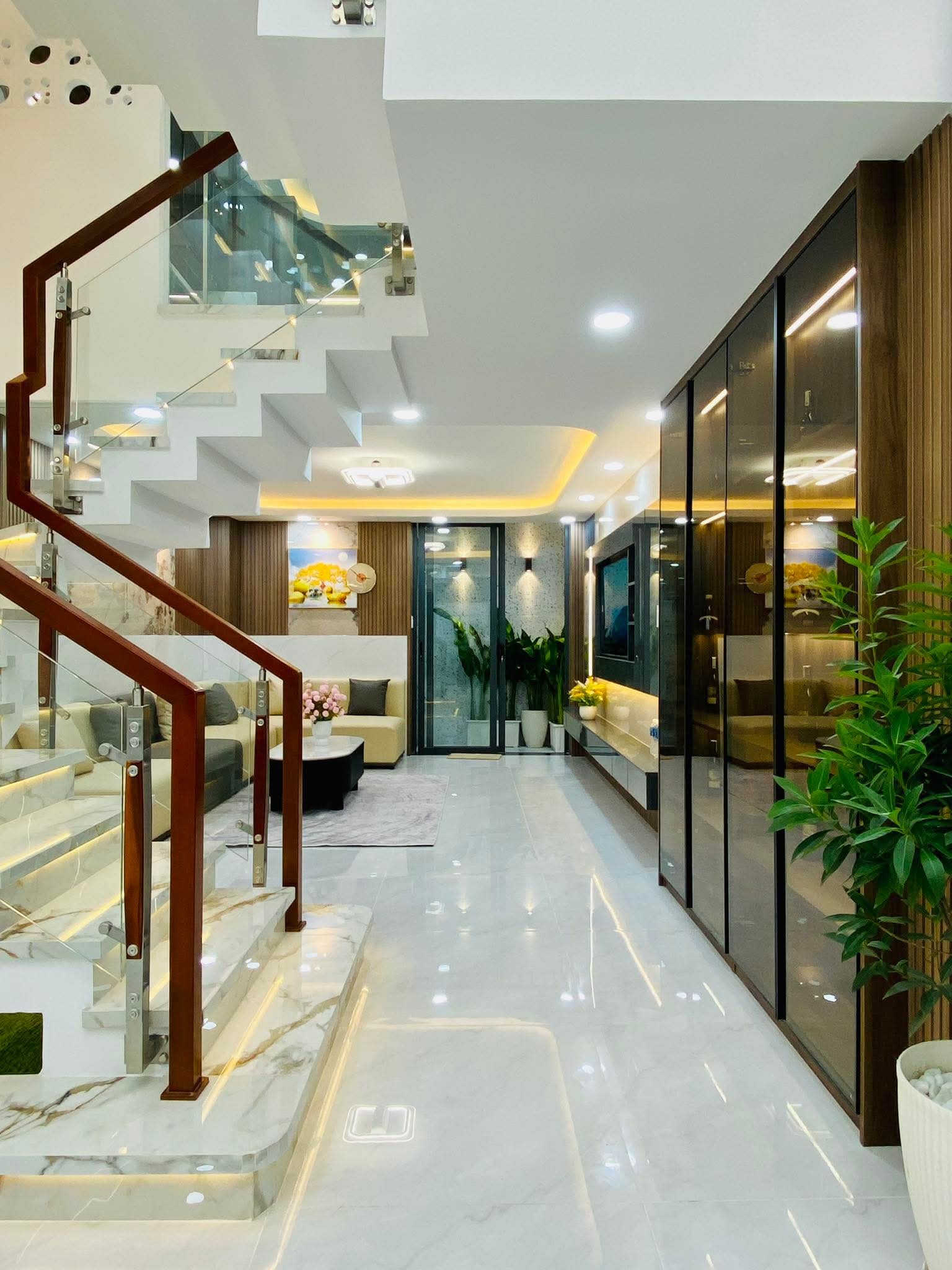  NNHÀ PHỐ AN DƯƠNG VƯƠNG – 50m² (3.8x13m) – 4 TẦNG – GIẢM GẦN 2 TỶ – CHỈ 12,9 TỶ – CƠ HỘI CHO KHÁCH MUA THẬT 