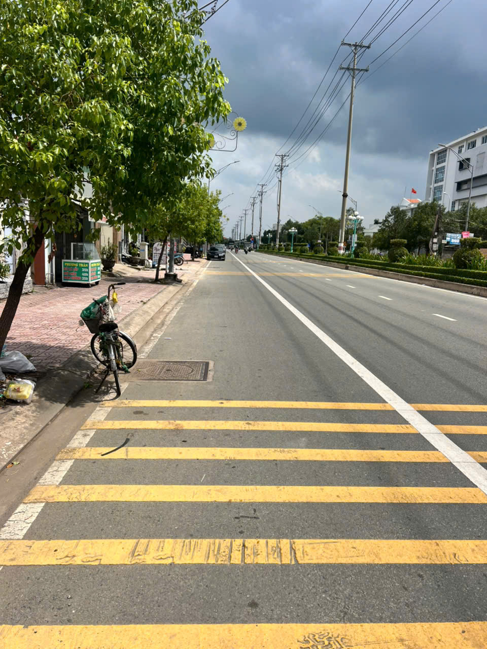  Tôi Chính chủ can ban 1.258m2 đất mặt tiền QL1A P4 tp Tân An, Long An(cũ) 