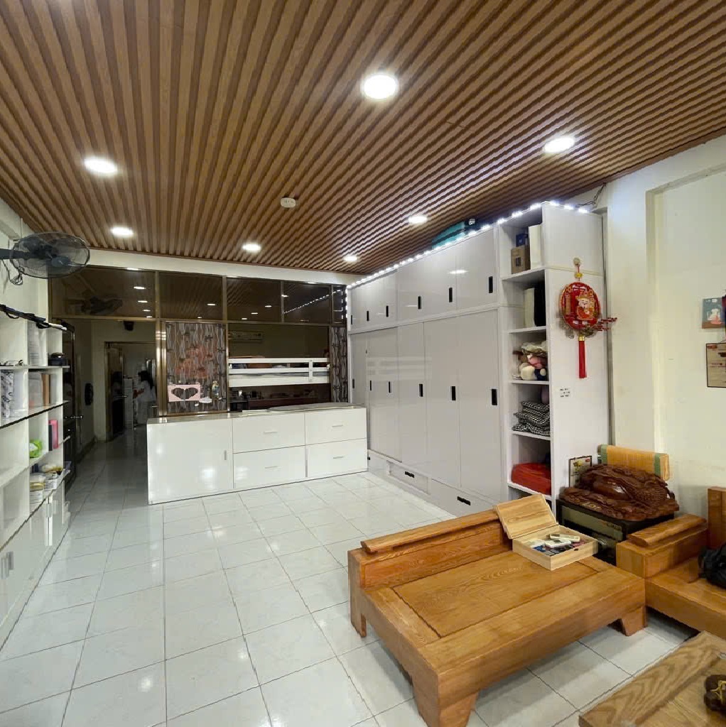  Chung cư Cách Mạng Tháng Tám, QUẬN 10, Sổ vuông 43.5 m2, 2.34 tỷ 