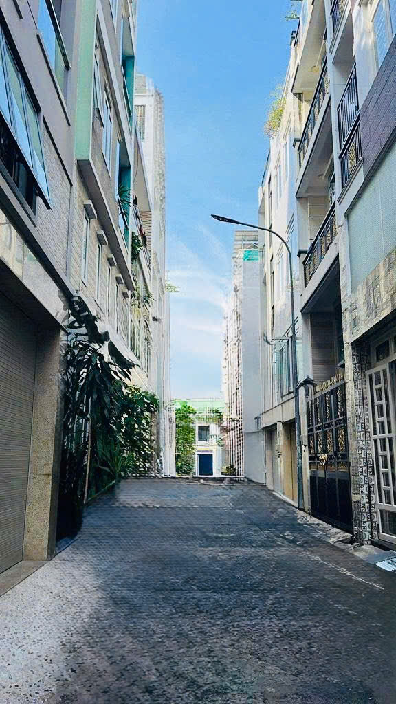  SIÊU PHẨM TÂN BÌNH – 5 TẦNG, NGANG 6M – ÂU CƠ, LẠC LONG QUÂN – ĐANG CHO THUÊ 20TR/TH – GIÁ 12.48 TỶ



























































     










 



 