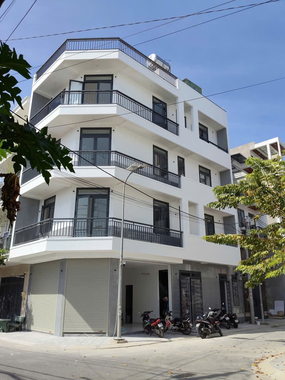  CHO THUÊ NHÀ 2 MẶT TIỀN PHAN VĂN HỚN – QUẬN 12 