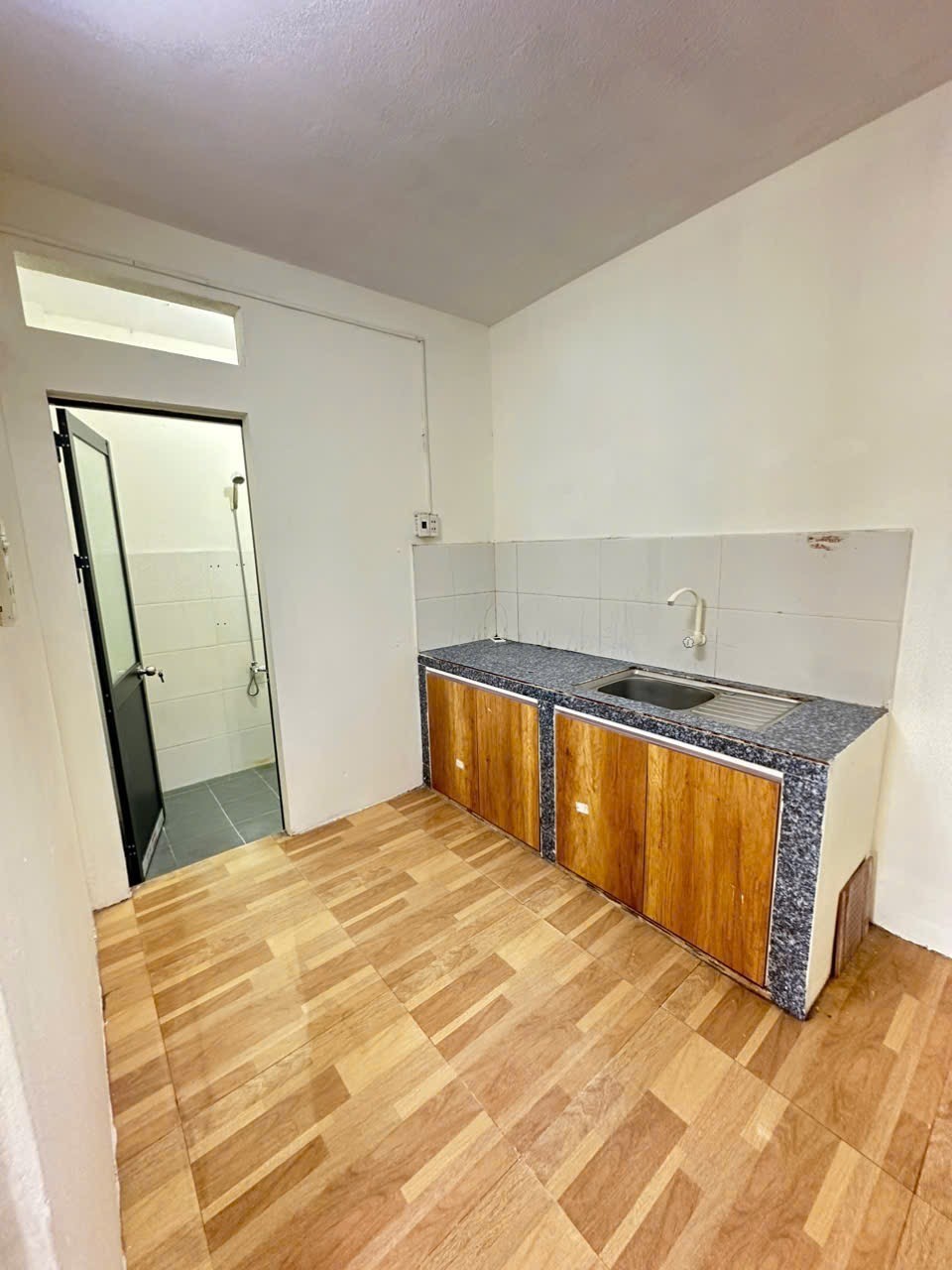  Bán nhà mặt tiền Cách Mạng Tháng Tám, 85m² nở hậu, đối diện BV Tâm Trí, kinh doanh đỉnh 