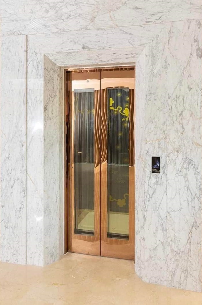  Nhà tôi cho thuê Nhà căn góc, mới, 115m2_ 4T; vỉa hè, Đội Cấn-46 Tr 