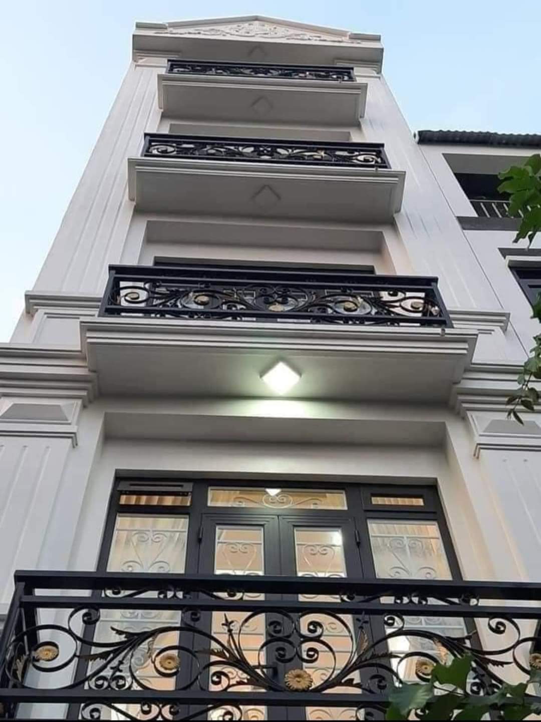  ĐÔNG NGẠ - BẮC TỪ LIÊM - 60M2 - 7TẦNG - GIÁ 10TỶ -  THANG MÁY - 3 PHÚT RA HỌC VIÊN TÀI  CHÍNH 