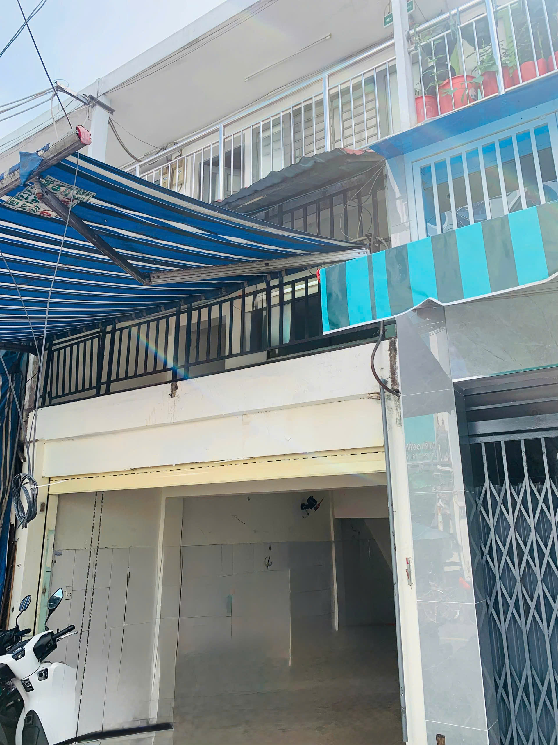  BÁN  NHÀ MẶT TIỀN KINH DOANH 10 THÔNG NGUYỄN SƠN  – TÂN PHÚ – 
DTSD  84M² – 2 TẦNG BTCT – CHỈ 5 TỶ! ???? 