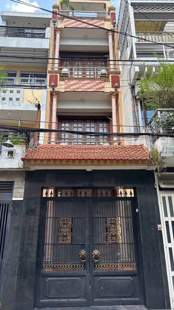  Nhà nguyên căn cho thuê – Cách Mạng Tháng 8, P.7, Q.Tân Bình- 15tr/ tháng 