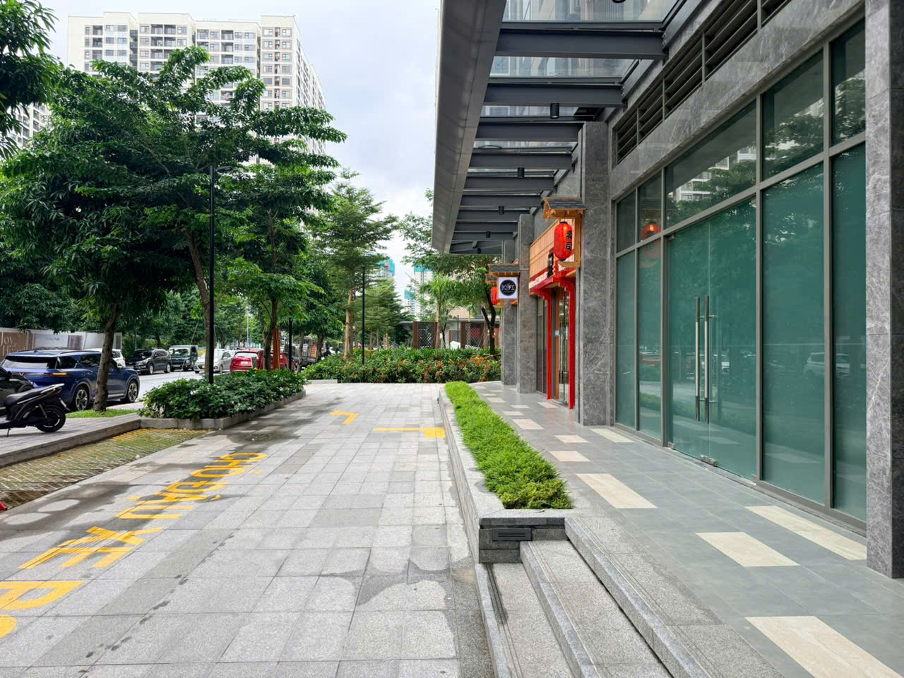  Cho thuê Shop Chân Đế Mặt Sảnh Toà H3 - Masterise Vinhomes Ocean Park 1 