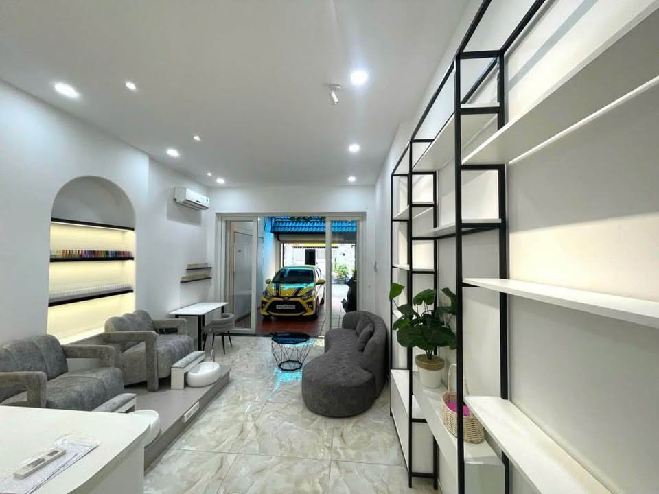  Nhà mặt tiền Bàu Cát 6, Quận Tân Bình – 71.5m² – 4 tầng – Giá 15.4 tỷ – Khu kinh doanh sầm uất 