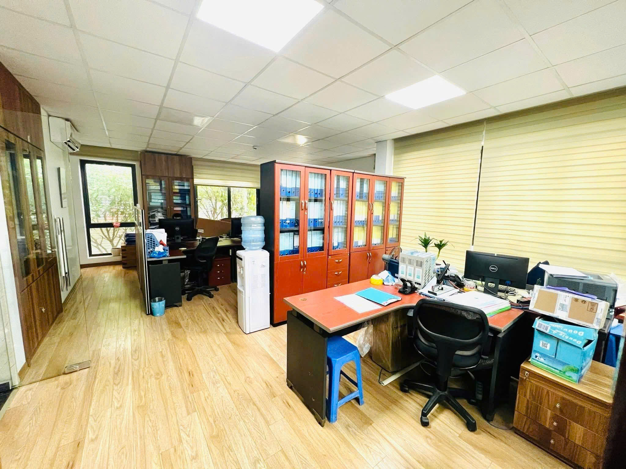  Hiếm! Bán toà văn phòng Đặng Văn Ngữ, view Hồ Đắc Di, Đống Đa DT 110m2, MT 7m, ô tô, kinh doanh sầm uất 