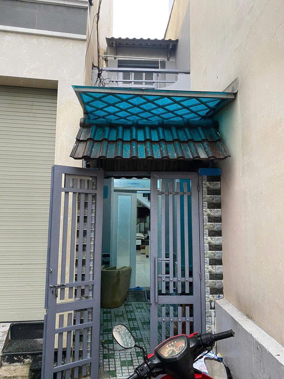  Nhà HXH 2/ Trương Công Định, 40m2, 1T1L nở hậu, có sân riêng 