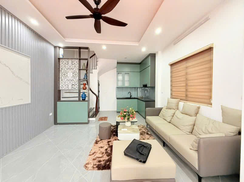  BÁN NHÀ ĐẸP THANH AM LONG BIÊN, NGÕ RỘNG,OTO,35m NHỈNH 6 TỶ(TL) 