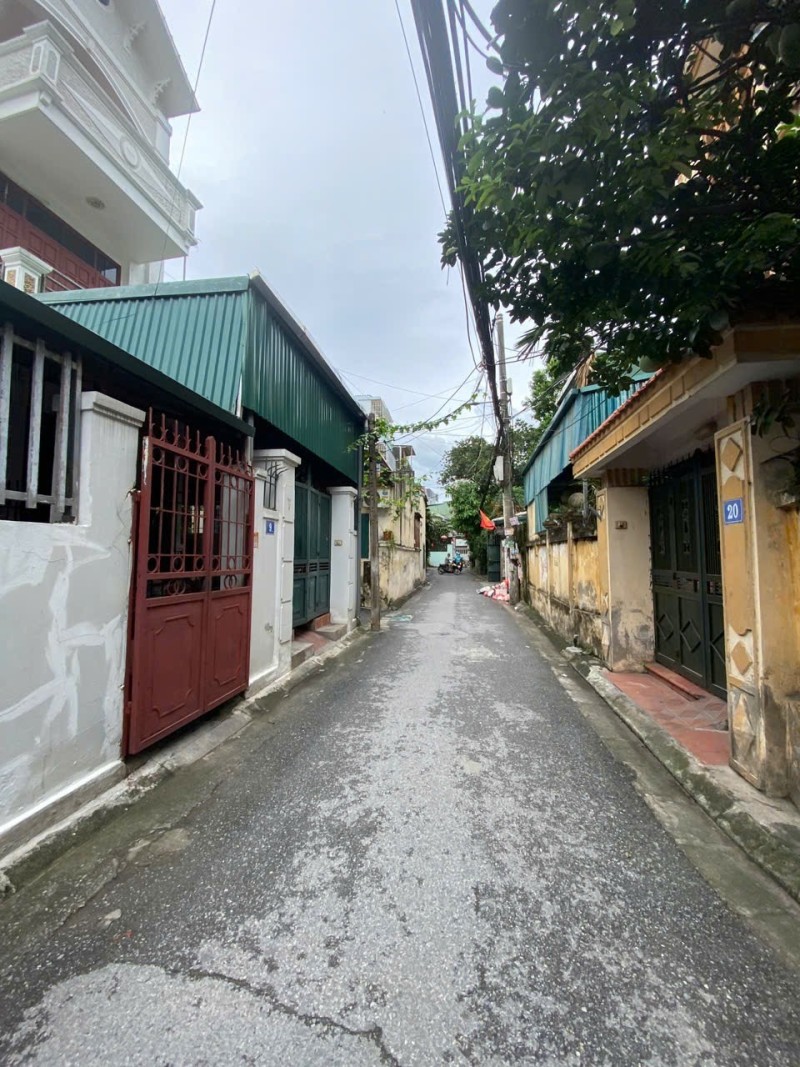  BÁN ĐẤT TRUNG TÂM NGỌC THỤY – 36m² – MT 4m – GIÁ 7.8 TỶ – VỊ TRÍ ĐẮC ĐỊA 