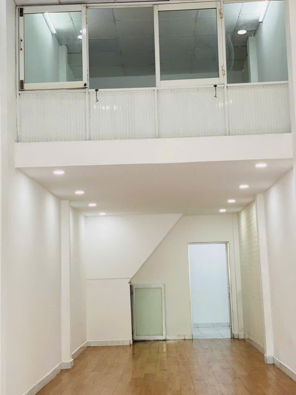  Bán nhà mặt tiền kinh doanh 2 tầng Nguyễn Thái Sơn, Gò Vấp, 44m2(3.4mX16m) Giá 7,5Tỷ 