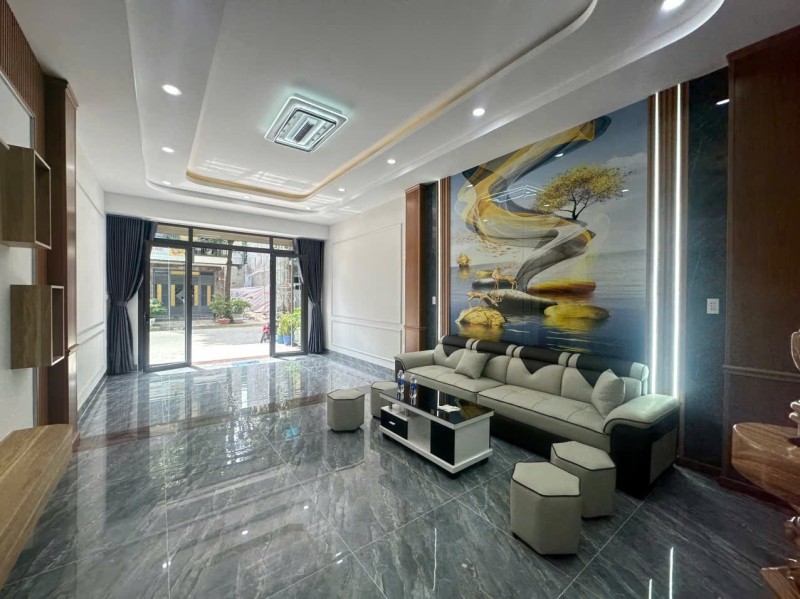  Bán nhà 2 Tầng ĐẸP,nhà mới 100%,FULL nội thất,đường nhựa 13M,gần Chiêu Liêu 