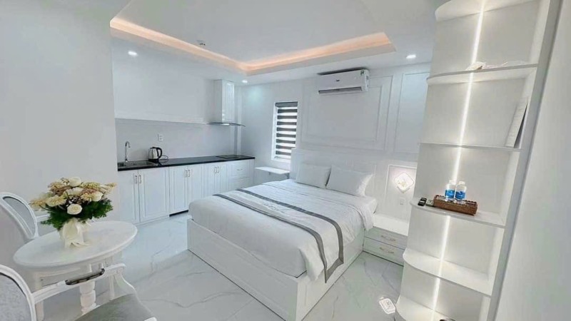  ► MT Trần Quốc Hoàn gần Bãi Tắm Sơn Thủy, 100m2, 6 tầng, 11 phòng hiện đại 