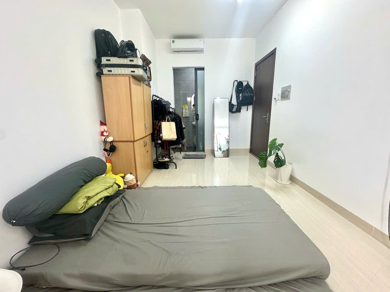  CẦN PASS GẤP  PHÒNG TRỌ- FULL NỘI THẤT TẠI - THÀNH PHỐ THỦ ĐỨC (QUẬN 9 CŨ)-TPHCM 