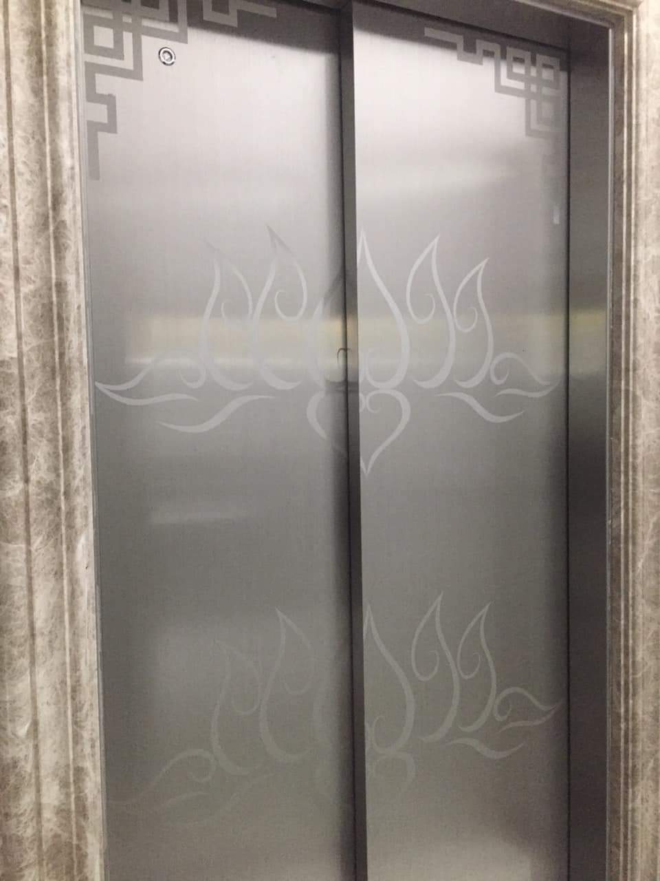  Nhà mình cho thuê nhà mới, lô góc ,vỉa hè, 95m2- 4T, Chùa Láng_32 Tr 