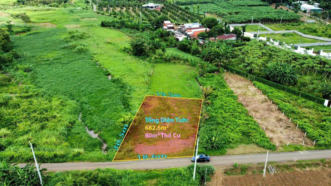  Chủ cần bán 682m² đất mặt tiền đường nhựa y hình tại Đá Bạc, Châu Đức. Gần Hồ Đá Bàng mát mẻ, 