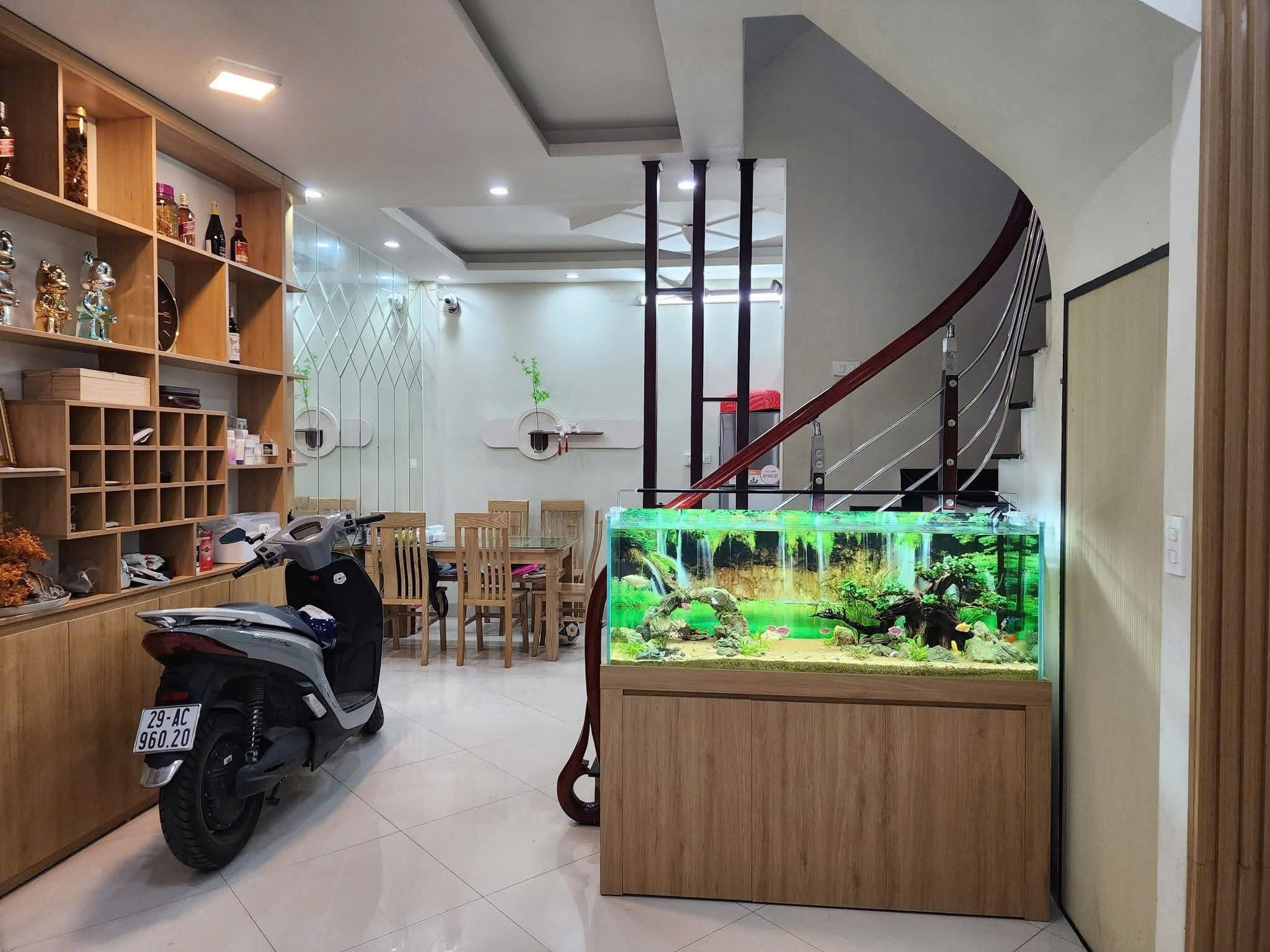  BÁN CĂN NHÀ ĐẸP NHẤT LÊ QUANG ĐẠO -PHÚ ĐÔ-40M -4 TẦNG-9,6 TỶ 